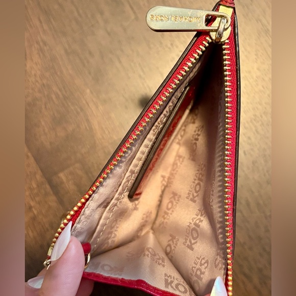 Michael Kors Small Jet Set Travel Pouch with ID Window | Embossed Red MK - Picture 4 of 4